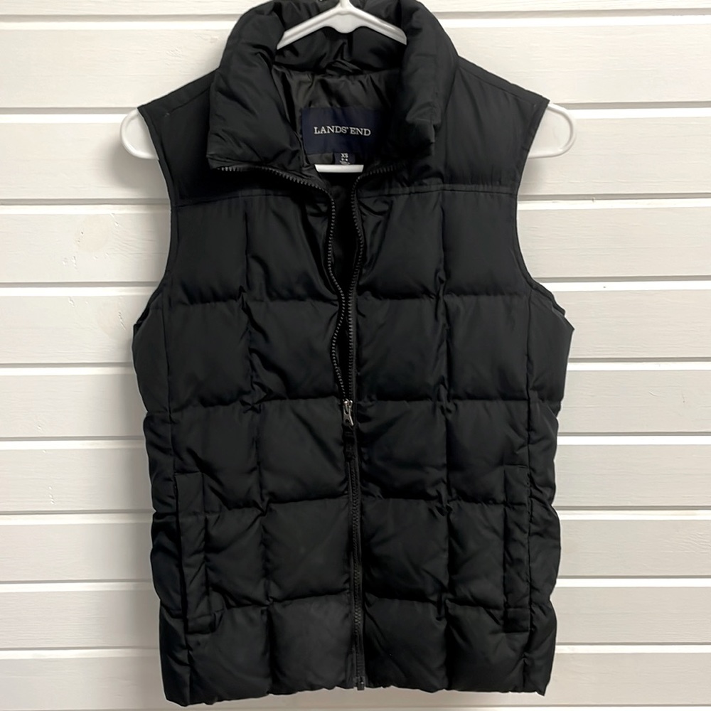 Lands End XS 2-4 black puffer vest